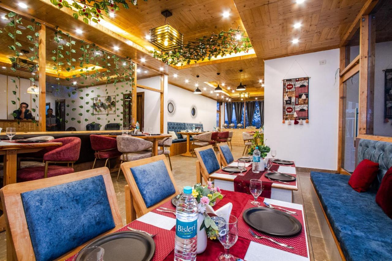 Eden Oaks Hotel Manali  Exterior photo